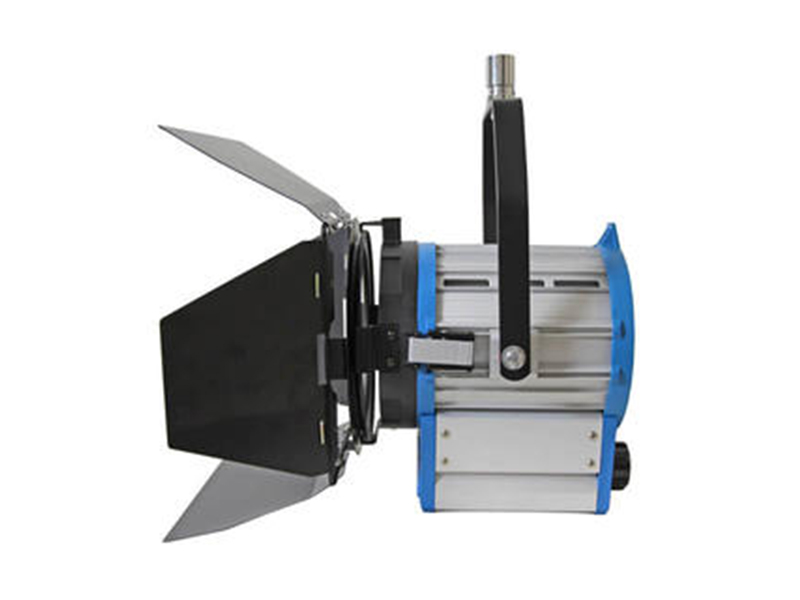 1000-W-Kit-Fresnel-Strahler