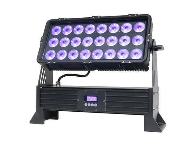 IP65 24 Stück 20 W RGBW 4 in 1 wasserdichtes Flutlicht
