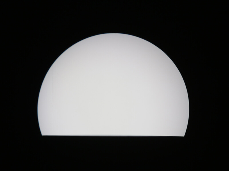 Buntes RGBW-200-W-LED-Profilstrahler für den Außenbereich
