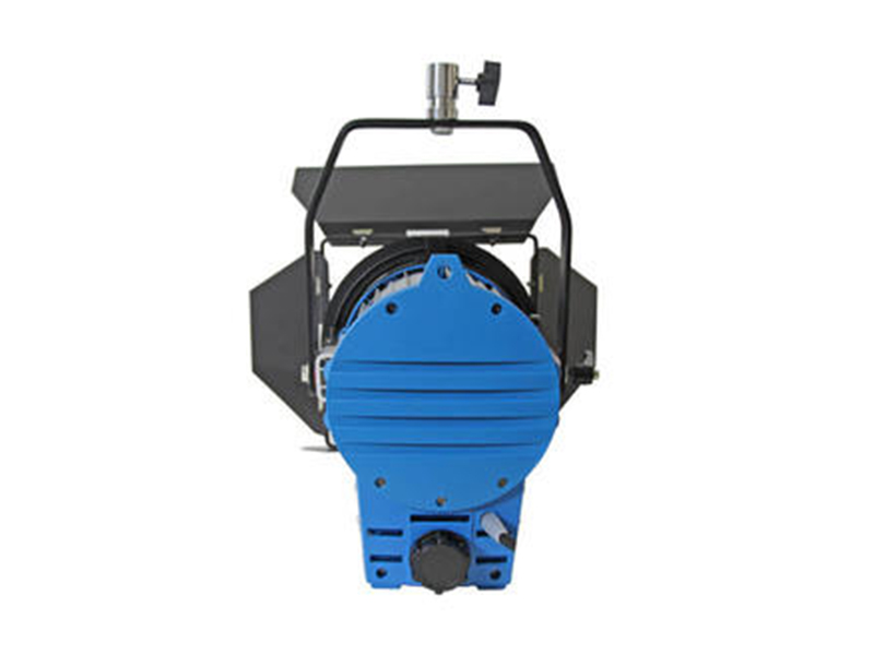 1000-W-Kit-Fresnel-Strahler