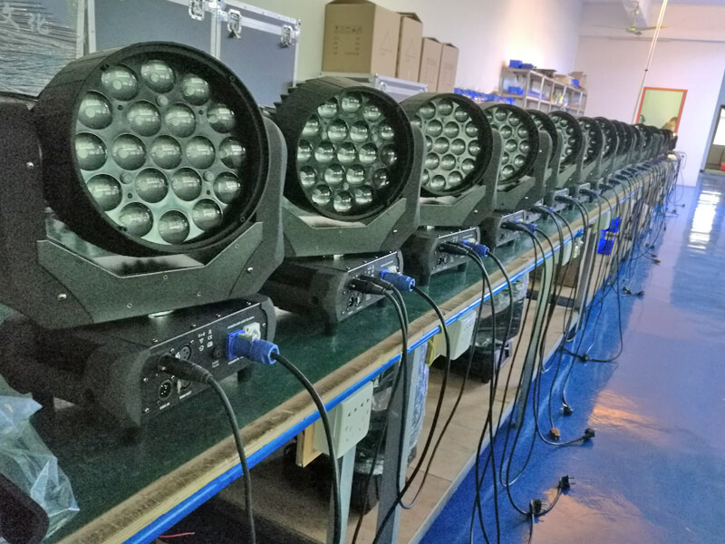 Aura Martin Version19pcs 15W 4in1 LED Moving Head Wash Light für Hochzeit/Club