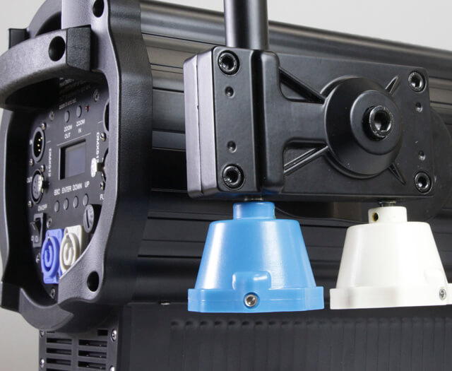 LED-Fresnel-Scheinwerfer mit Stangenbetrieb (9)