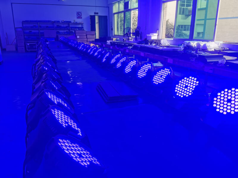18 St&uuml;ck 4-in-1-LED-Innenbeleuchtung (3)