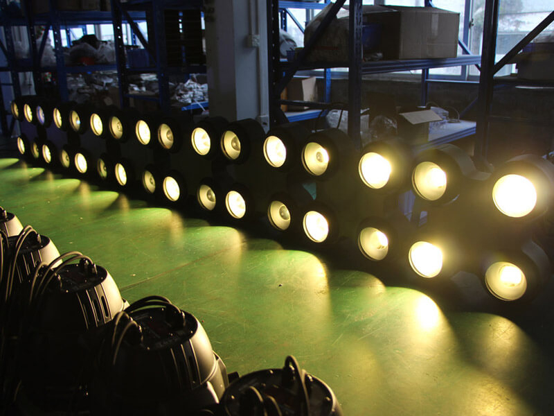 400-W-LED-Atom-Publikumsblinder-Licht für den Außenbereich